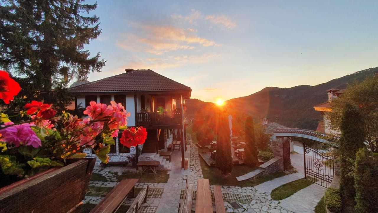 Rhodopes Legends Hotel Vrata Eksteriør billede