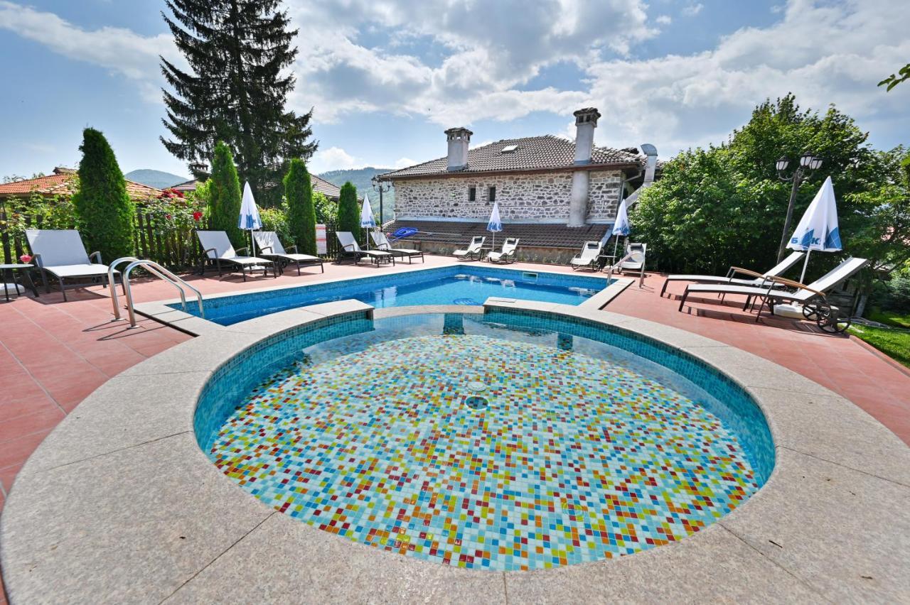 Rhodopes Legends Hotel Vrata Eksteriør billede